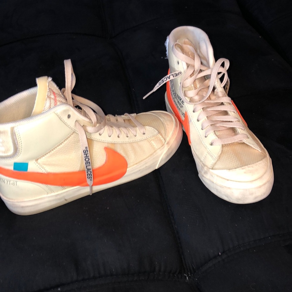 Off white Trail Blazers